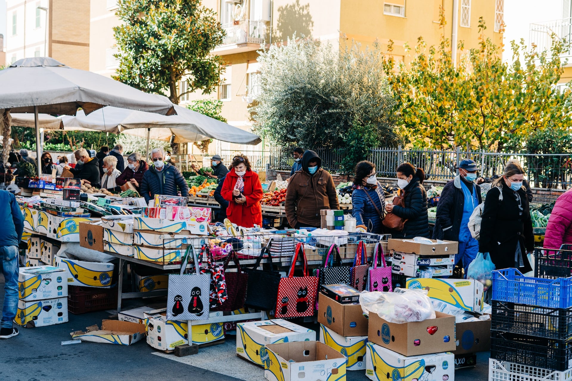 gabriella-clare-marino-tAPq5wEnPRw-unsplash